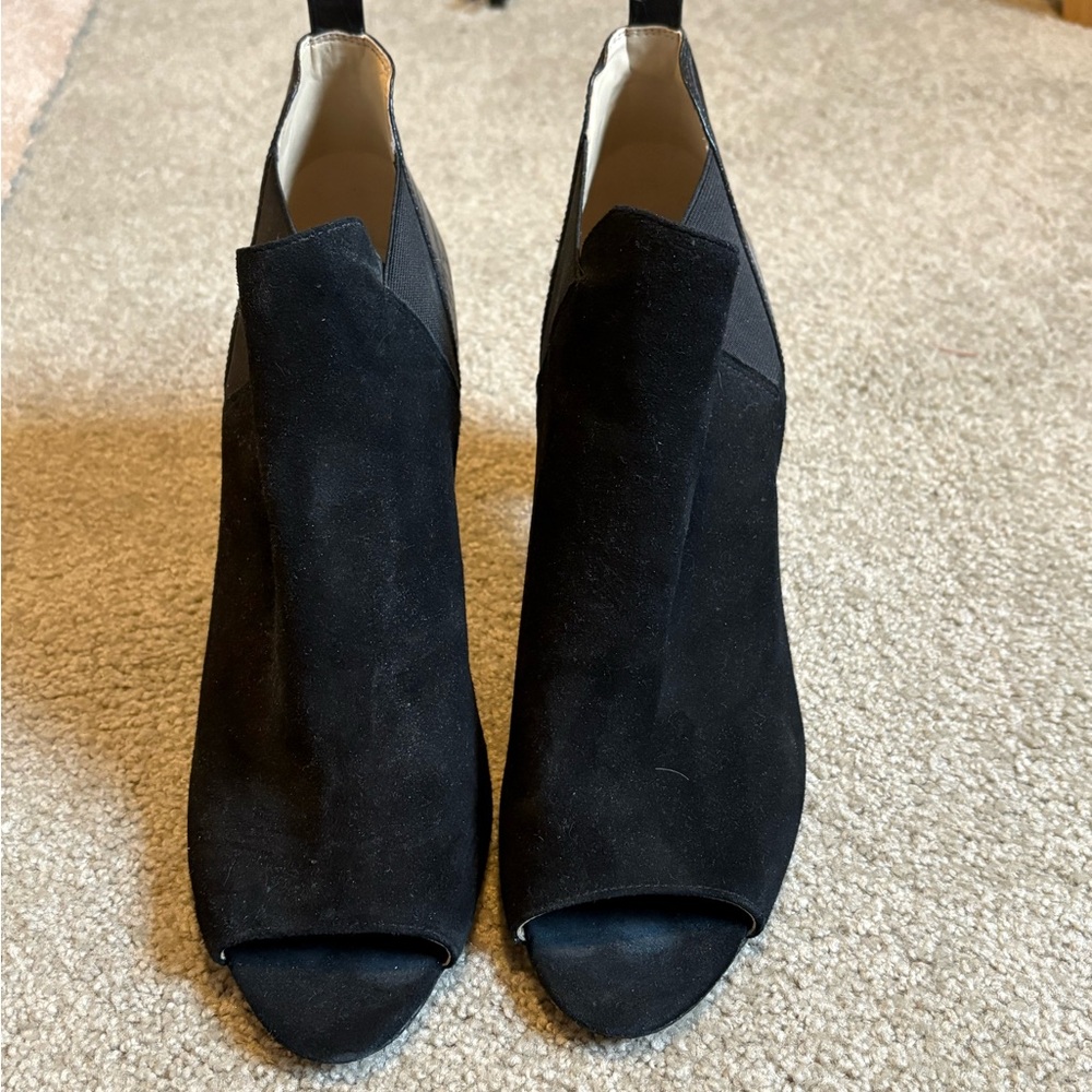 Marc Fisher Black Suede Peep Toe Croc-Embossed Block Heel Booties - Picture 2 of 6